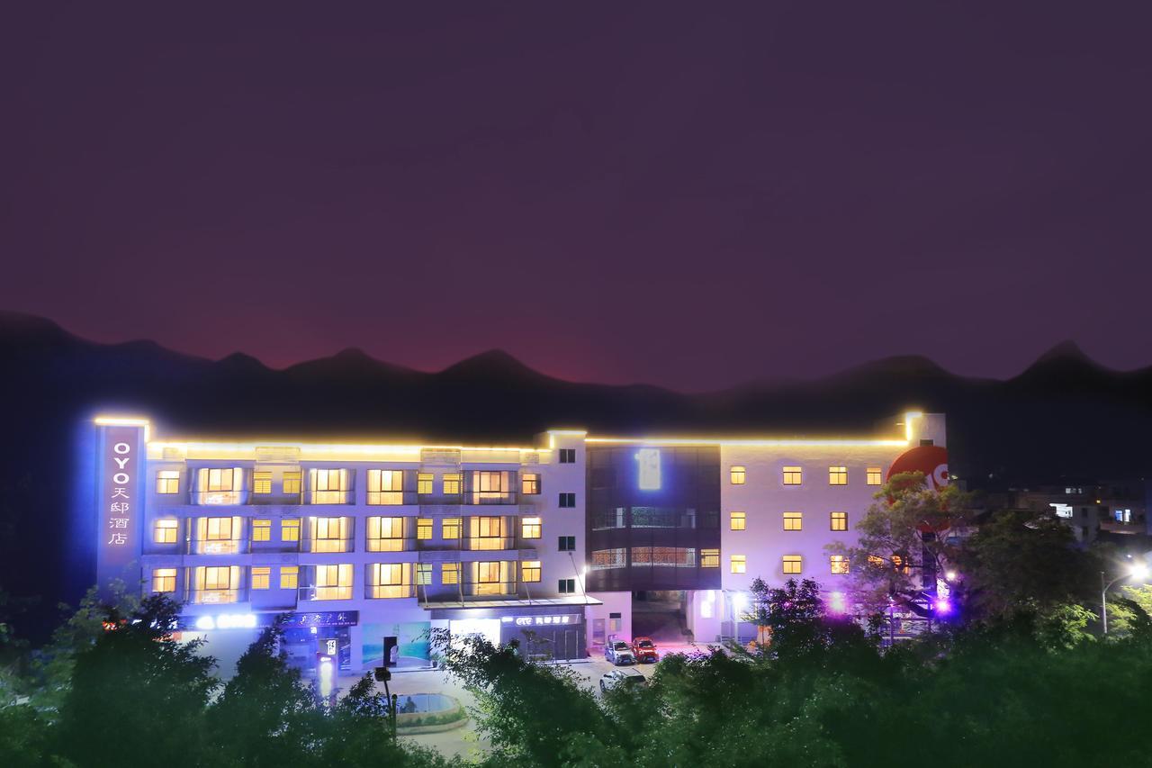Oyo8001 Tiandi Hotel Shenzhen Eksteriør bilde