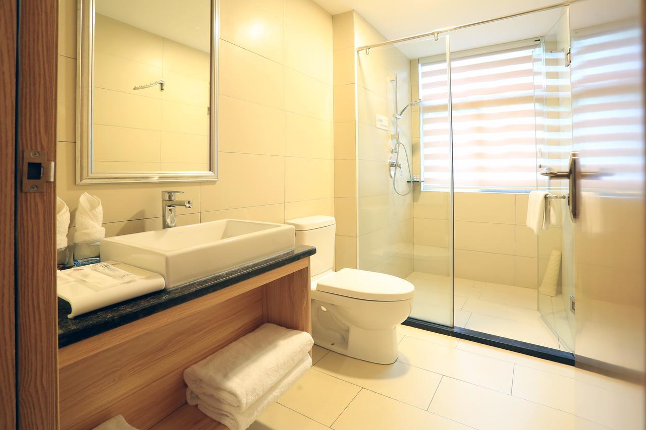 Oyo8001 Tiandi Hotel Shenzhen Eksteriør bilde